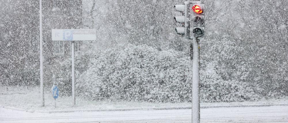 Schneefall (Symbolbild)
