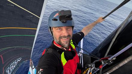 Horrorszenario. Der deutsche Vendée-Globe-Teilnehmer Boris Herrmann hat extreme Höhenangst. Trotzdem musste er zur Spitze des Masts klettern.