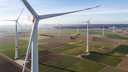 Viele Windparks in Deutschland kommen in die Jahre. Das bieten Chancen für Unternehmen, die auf Repowering spezialisiert sind.