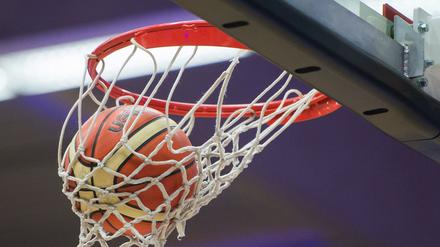 Der Basketball-Club Guangzhou Loong Lions bestrafte Zhang Xingliang wegen Verstoßes gegen die Mannschaftsregeln.