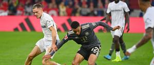 Leverkusens Florian Wirtz (l.) und der Münchner Jamal Musiala sind die entscheidenden Spieler bei ihren Vereinen. Doch einen Ausfall von Wirtz könnte Leverkusen womöglich besser kompensieren. 
