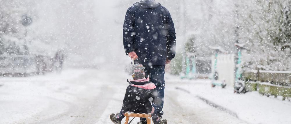 Im Norden und Osten wird am Freitag noch Schnee erwartet.