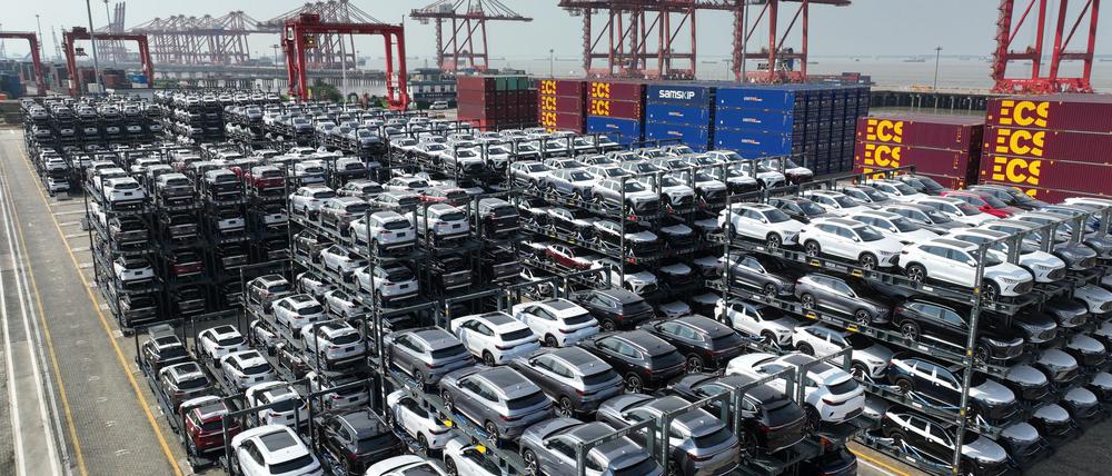 Chinas Ausfuhren von E-Autos dürften in diesem Jahr stagnieren. (Archivbild)