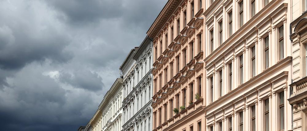 Bei Mietern mit niedrigen Einkommen wächst einer Studie von Sozialforschern zufolge zumindest die Unterstützung für die AfD, wenn die Mietpreise in ihrem städtischen Wohngebiet ansteigen.