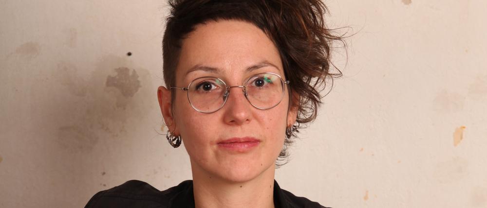 Es gibt nichts Gutes, außer man tut es. Die in Hildesheim lehrende Philosophin Jule Govrin.