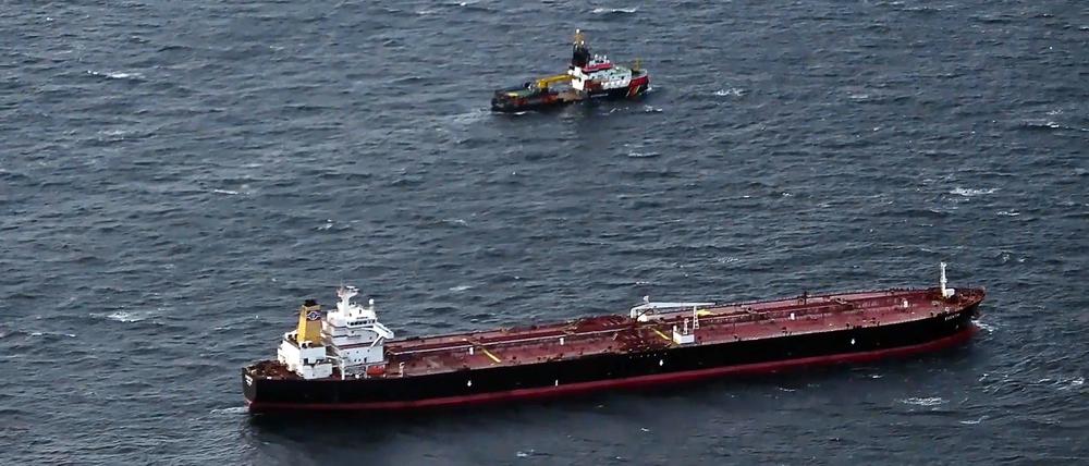 Nun muss entschieden werden, wann und wo der Tanker repariert wird.