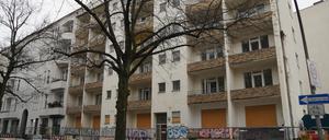 Das Haus an der Suarezstraße 24 in Berlin-Charlottenburg wird für einen Neubau abgerissen.