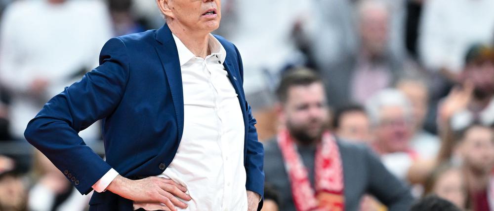 Gordon Herbert muss mit den Bayern einen Rückschlag hinnehmen.