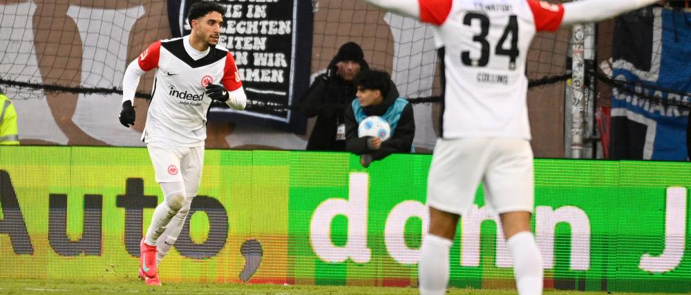Verhaltener Jubel an früherer Wirkungsstätte: Omar Marmoush nach der Führung für die Eintracht