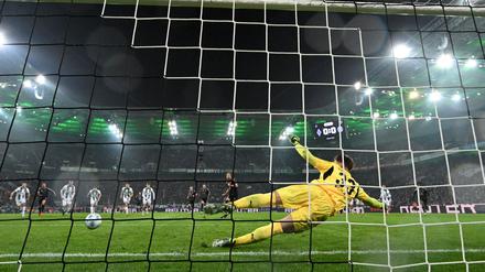 Die Entscheidung: Kane trifft zum 1:0.