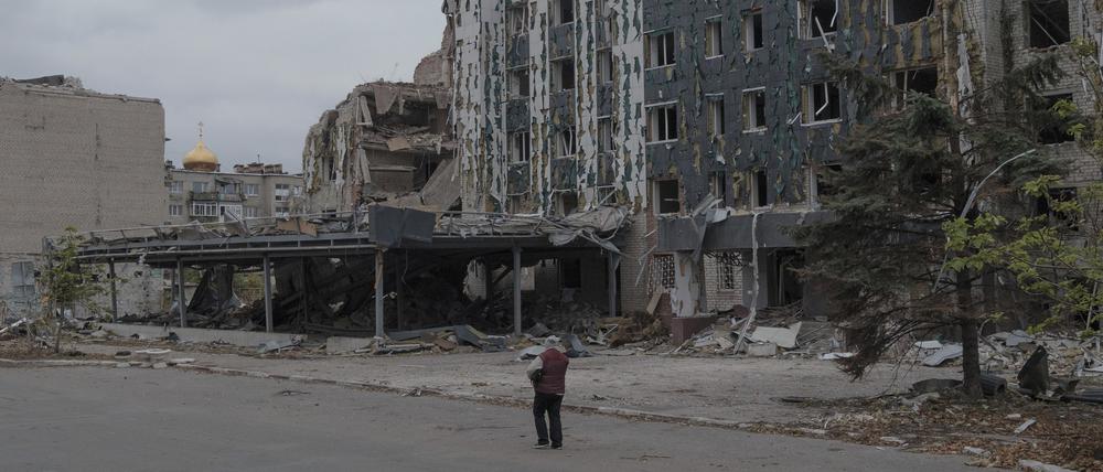 Pokrowsk im November 2024. In den Ruinen ihrer Stadt harren die letzten Bewohnerinnen und Bewohner aus.
