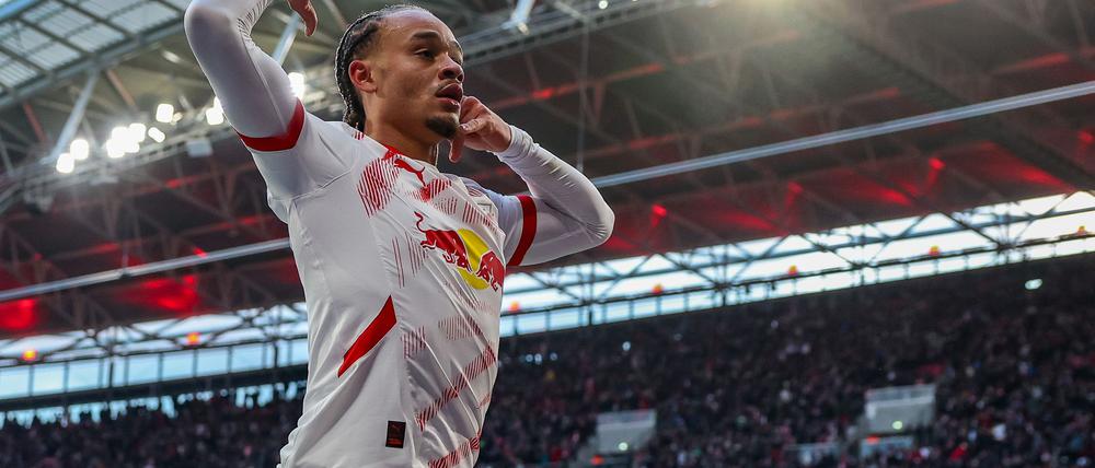 Xavi Simons jubelt nach seinem ersten Tor gegen Bremen.