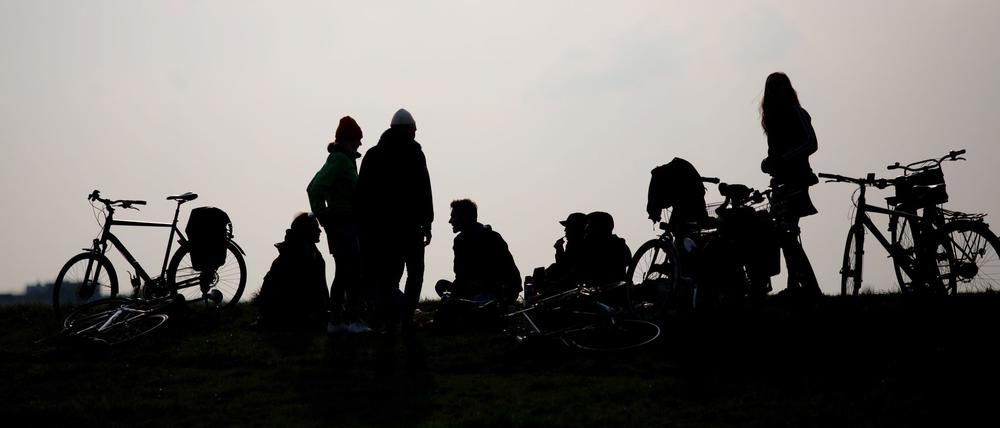 Laut dem Forscher Rüdiger Maas gibt es unter jungen Menschen in Deutschland trotz unterschiedlichster politischer Präferenzen keine Spaltung.