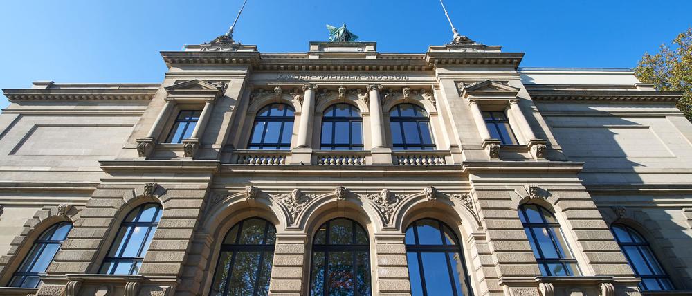 Ein Bild des rheinischen Expressionisten Heinrich Campendonk kann nach einer Einigung mit der Erbin der einst vor den Nationalsozialisten geflohenen jüdischen Besitzer in Krefeld bleiben (Foto-Archiv).