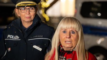 Polizeipräsidentin Slowik und Innensenatorin Spranger (r.) verurteilen Veröffentlichung von Namensliste. (Archivbild) 