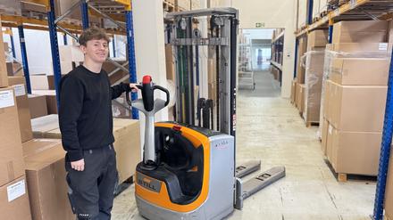 Azubi-Kolumne „Meine Lehre“ (105): Name: Linus Seelbinder, Alter: 16, Lehrjahr: 1.LJ , Betrieb: Filter-Müller GmbH, Ausbildung zur: Fachkraft für Lagerlogistik