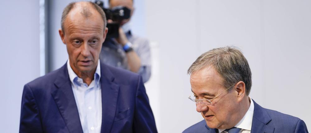Archiv: Ex-Kanzlerkandidat Armin Laschet hat in einem Gastbeitrag für Schwarz-Gelb geworben und stellt sich damit gegen die Marschrichtung von Friedrich Merz.