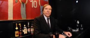 Ex-Fußball-Star Günter Netzer ist als Zeuge vor Gericht gefragt.