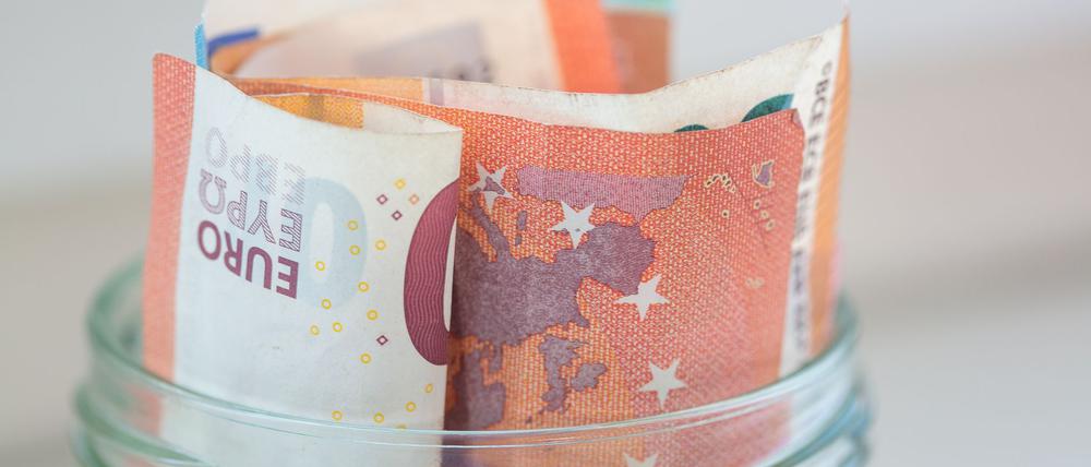 Der Berliner Senat muss sich bei seiner Sitzung am Dienstag schon wieder mit den Landesfinanzen beschäftigen. (Symbolbild)