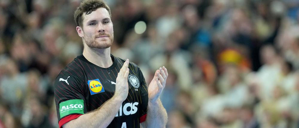 Kapitän Johannes Golla freut sich auf den WM-Start mit den deutschen Handballern.