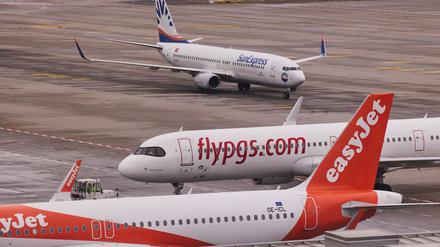 Am Hauptstadt-Flughafen BER droht neuer Streit um Fluglärm. (Symbolfoto)
