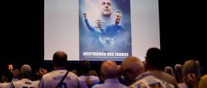 Er war einer von ihnen, einer aus den Reihen der Fans.
