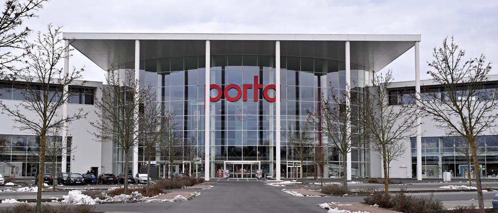 Porta und Möbel Boss in Potsdam gehen an XXXLutz.