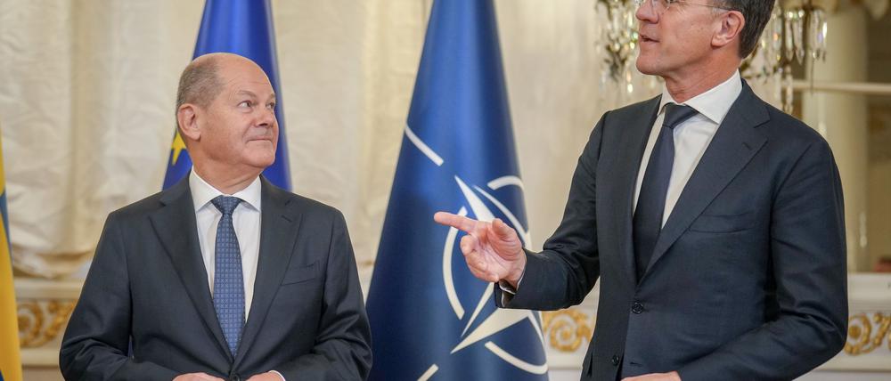 Scholz und Rutte in Helsinki.