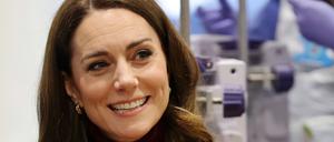Am Dienstag besuchte Kate ein Londoner Krankenhaus, in dem sie auch selbst behandelt worden war.