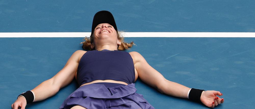 Laura Siegemund kann ihren Zweitrunden-Triumph kaum fassen 
