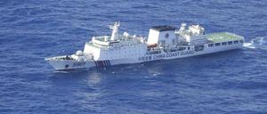 Dieses von der philippinischen Küstenwache zur Verfügung gestellte Bild zeigt ein Schiff der chinesischen Küstenwache 5901 in den Gewässern der ausschließlichen Wirtschaftszone (AWZ) der Philippinen.