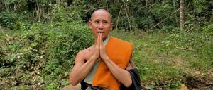 Der buddhistische Mönch aus Vietnam ist auf einer 2.700 Kilometer langen Pilgerreise unterwegs nach Indien. 