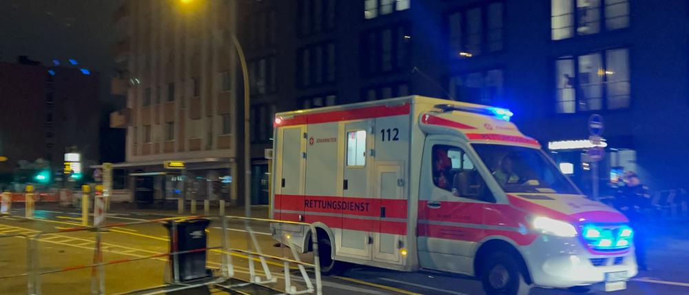 Angriff auf Sanitäter mit Feuerwerk.