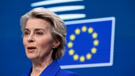 Als „starke Stimme Europas in der Welt“ wird EU-Kommissionspräsidentin Ursula von der Leyen mit dem Karlspreis 2025 ausgezeichnet.