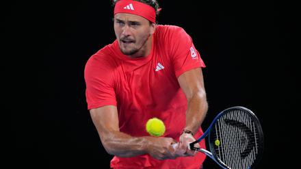 Alexander Zverev will seine Haare nicht so schnell abschneiden.