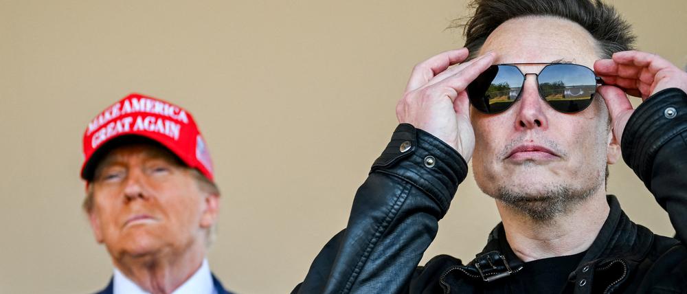 Donald Trump und Elon Musk beim Start einer SpaceX-Rakete.