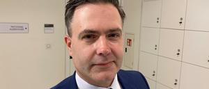Dominik Kaufner, Brandenburger Landtagsabgeordneter der AfD, aufgenommen im Landtag in Potsdam. (Archivbild)