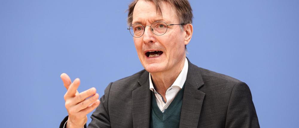 Gesundheitsminister Lauterbach spricht vom Beginn eines neuen digitalen Zeitalters.