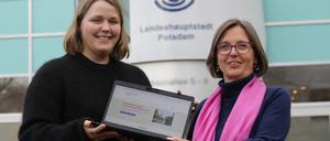 Kathrin Kortmann (l.) und Heike Bojunga haben die neue Beteiligungsplattform für Potsdamerinnen und Potsdamer vorgestellt.