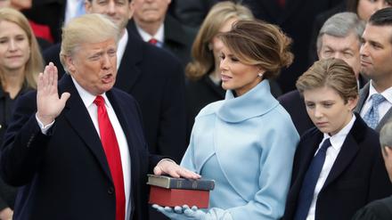 Wurde bereits einmal vereidigt: Donald Trump während seiner Inauguration am 20. Januar 2017