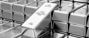 Silberbarren. Nicht nur für Gold, sondern auch für Silber war 2024 ein renditestarkes Jahr.