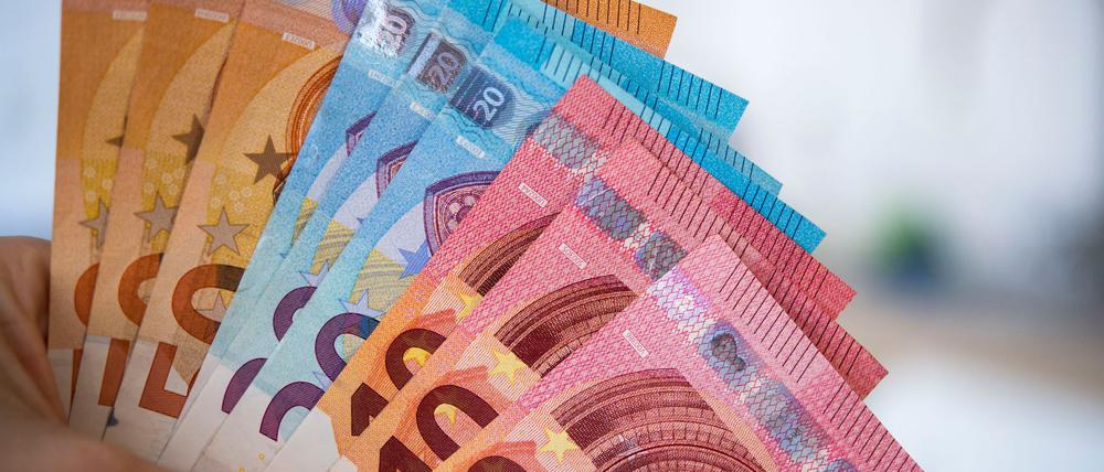 Die Menschen in Deutschland sind in Summe erneut reicher geworden. (Symbolbild)