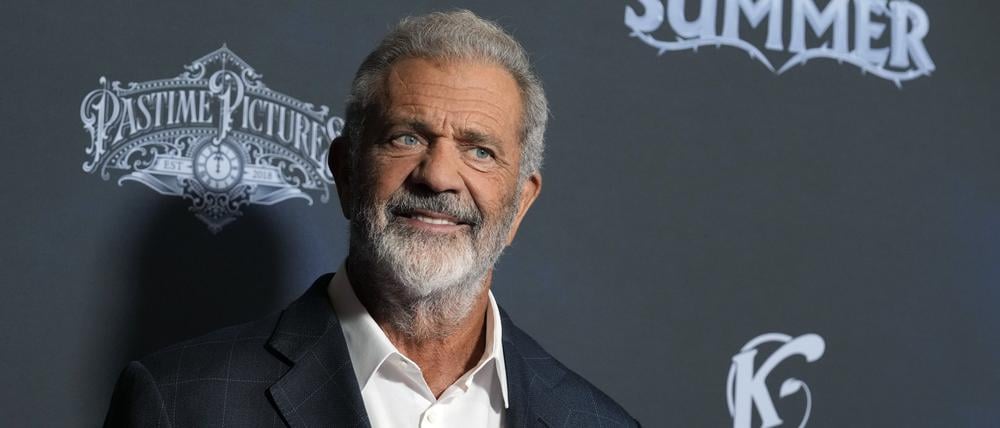 Mel Gibson, ein Darsteller in „Monster Summer“, kommt zu einer Sondervorführung des Films in Los Angeles.