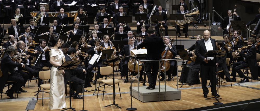 Philharmoniker 16.1.25, Galina Cheplakova, Vladislav Sulimsky, Kirill Petrenko, Berliner Philharmoniker und Rundfunkchor Berlin | Bild: Monika Rittershaus