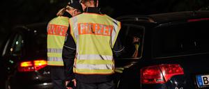 Polizei blitzt Raser in Tempo-30-Zone. (Symbolbild)