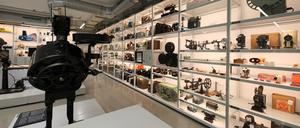 Kamera- und Projektorentechnik auf mehr als 100 Jahren ist in Babelsberg zu sehen.