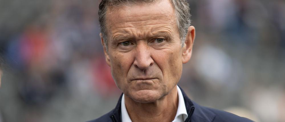 Thomas E. Herrich erklärt die Situation bei Lizenzierung für Hertha BSC.