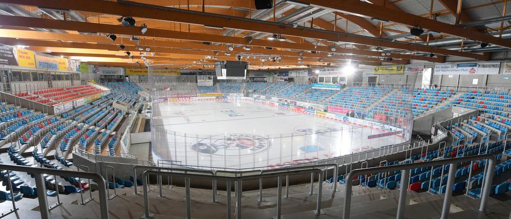 Wegen einer Havarie in der Eisarena ist das Spiel von Ingolstadt in Bremerhaven abgebrochen worden.
