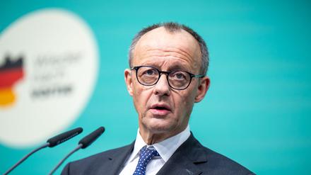 Friedrich Merz, CDU-Bundesvorsitzender und CDU/CSU Fraktionsvorsitzender im Bundestag, spricht bei der Pressekonferenz nach der CDU-Klausur mit Staats- und Regierungschefs der EVP.