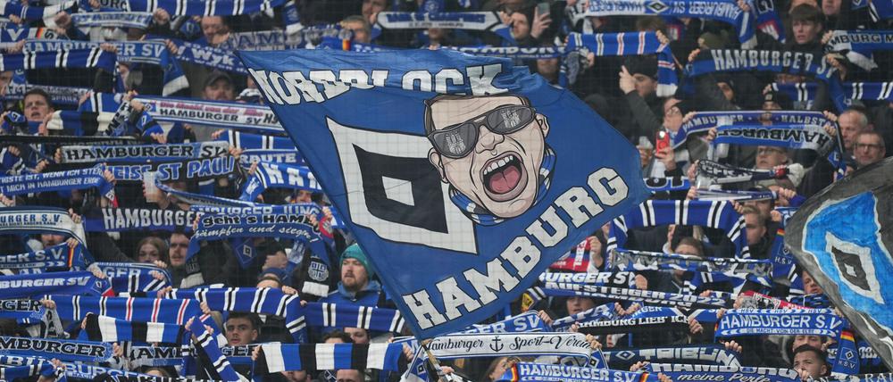 Auch die HSV-Fans müssen sich etwas länger gedulden.